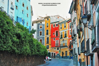 casas de colores en Cuenca